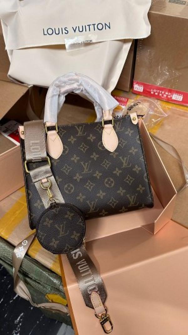 Louis Vuitton LV On The Go PM With OG Box & Dust Bag Coin Pouch lv khaki box 844