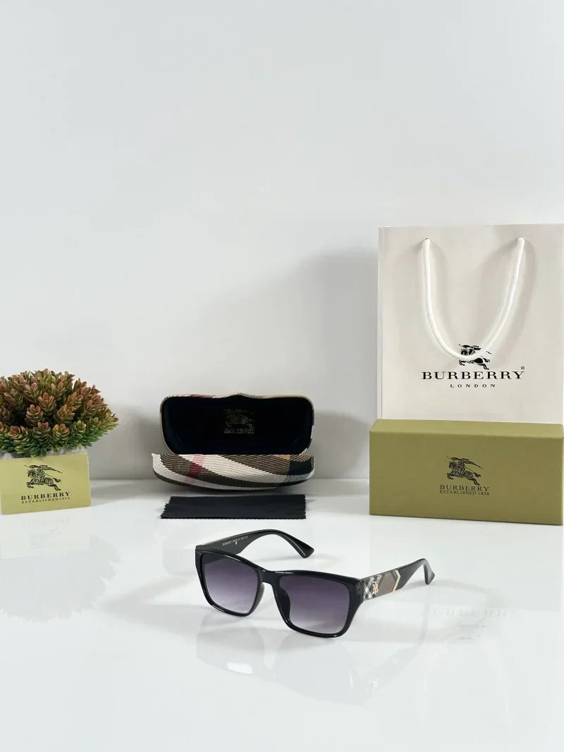 Burberry WMNS 9933 Black DC