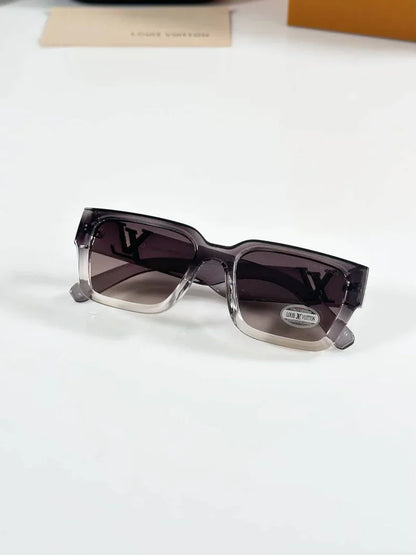Louis Vuitton 2178 Grey