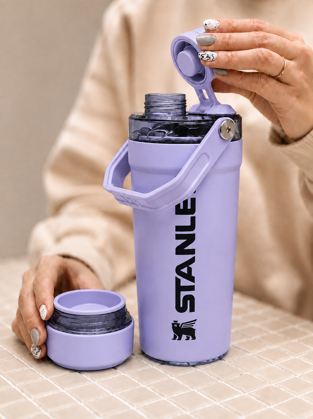 Stanley 20oz Activate Shaker Bottle – Lavender | Perfect for Gym & Workouts