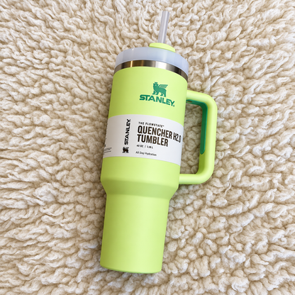Green Stainless Steel Double-Wall Insulated Reusable Water Bottle
